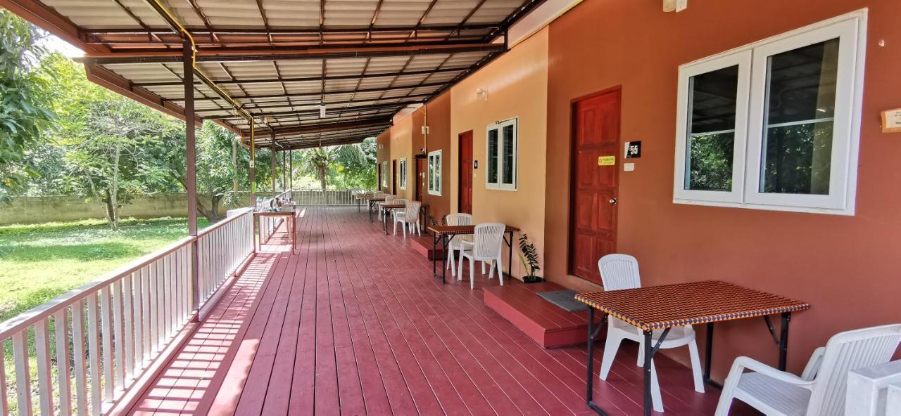Baan Pordee Homestay Phayayen Exteriör bild